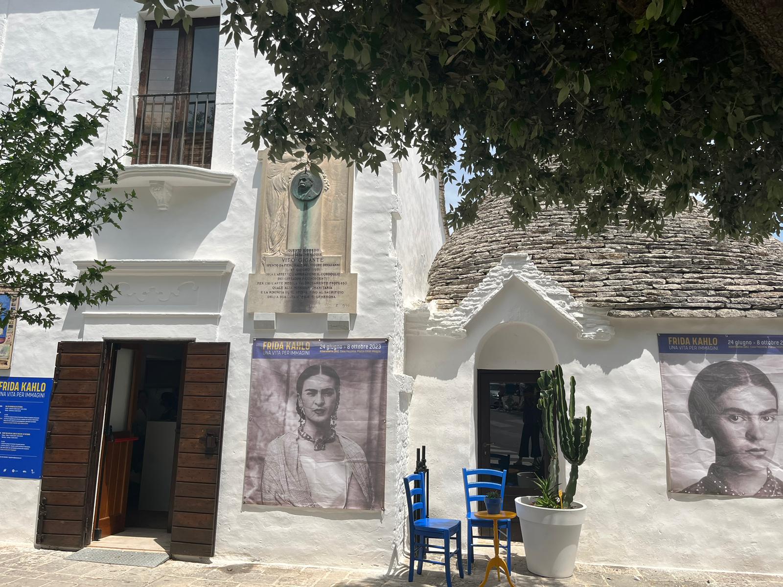 Frida Kahlo Una Vita Per Immagini Mostra A Casa Pezzolla Alberobello Ventiperquattro